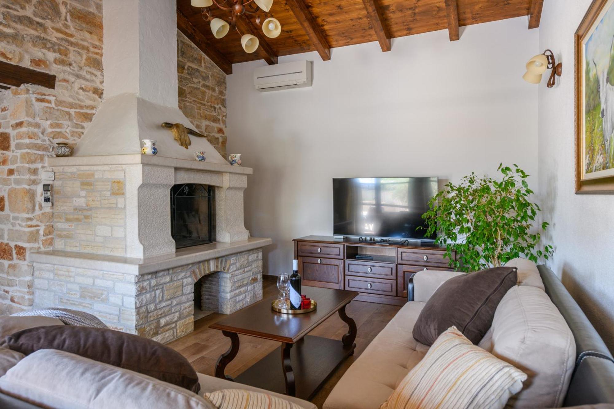 Villa Gina Valtura 外观 照片