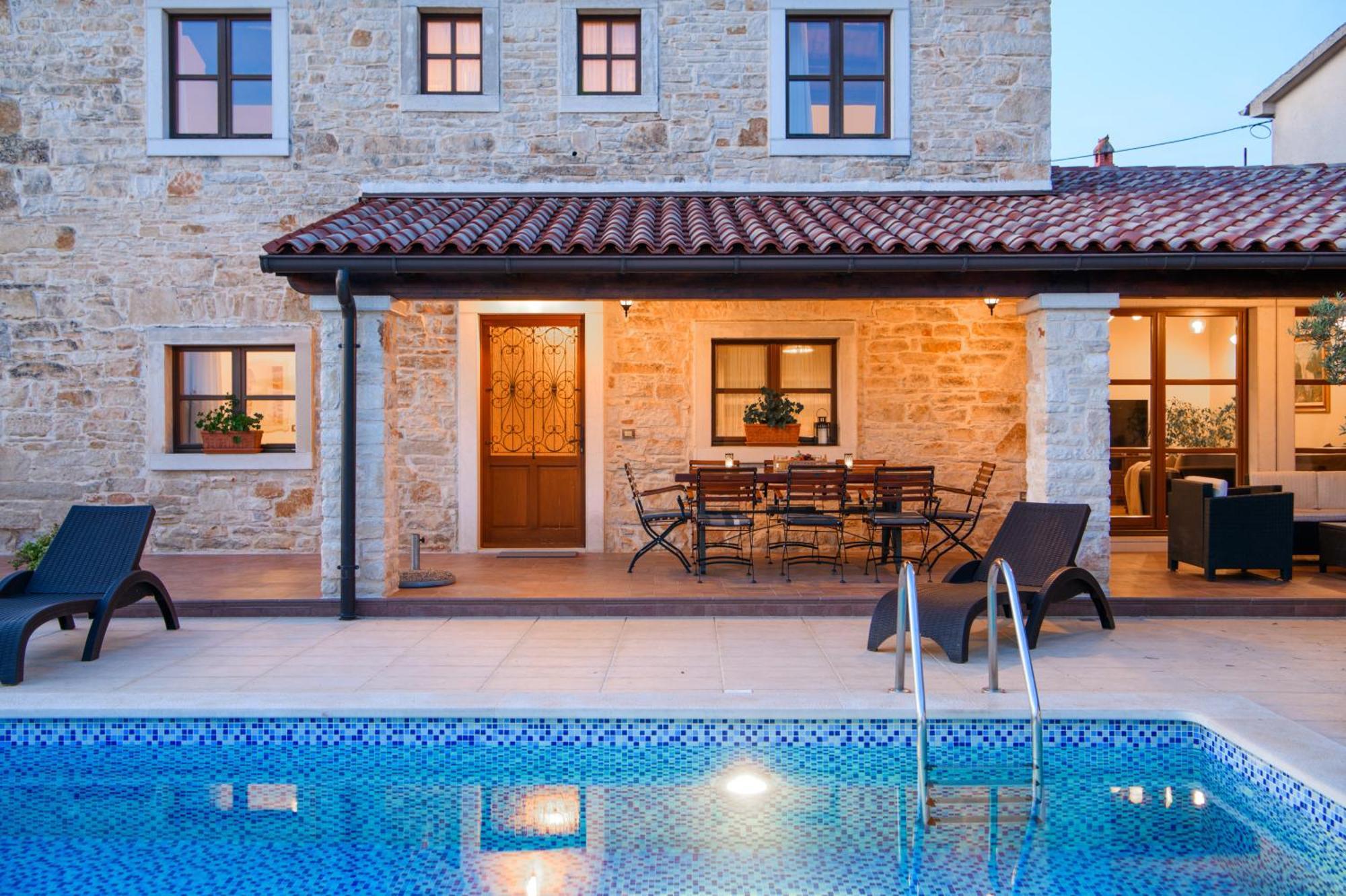 Villa Gina Valtura 外观 照片