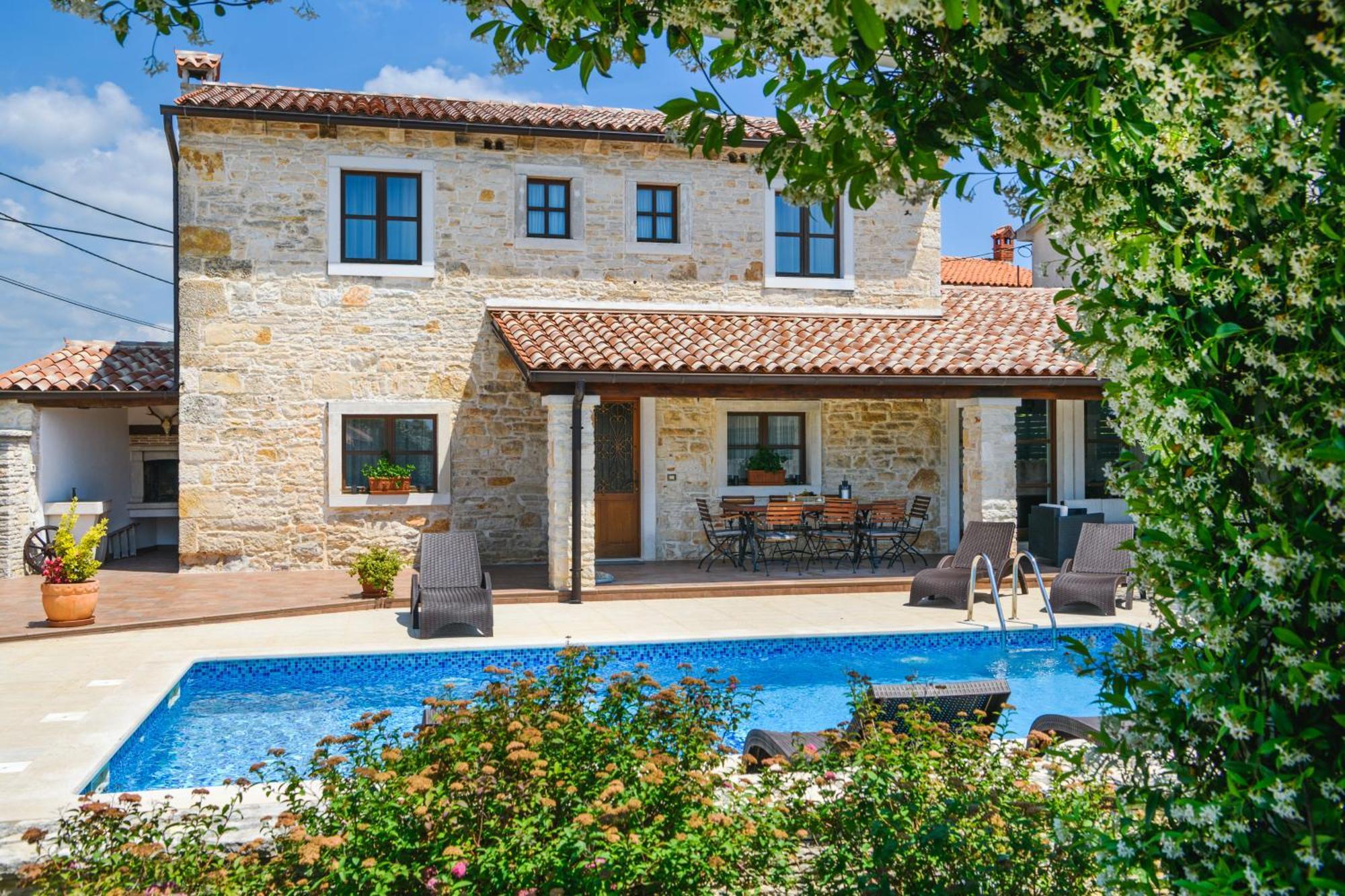 Villa Gina Valtura 外观 照片